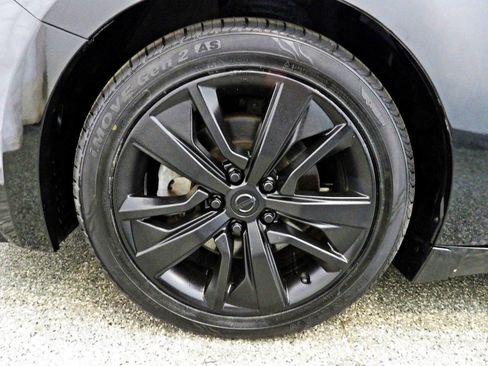 Used 2019 Nissan Maxima 3.5 SV w/ Floor Mat Group FWD image 19