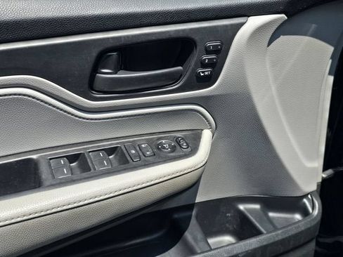 Used 2019 Honda Odyssey EX-L image 19