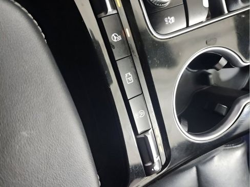 Used 2022 Kia Stinger GT-Line image 34