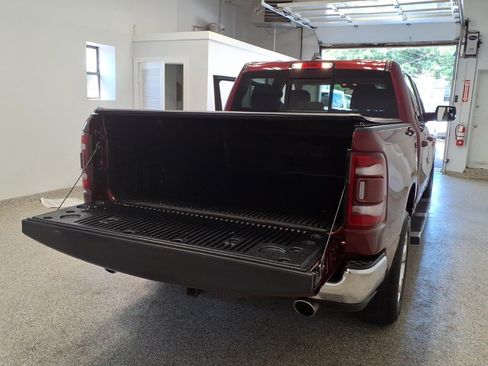 Used 2019 RAM 1500 4x4 Crew Cab Classic Big Horn image 26