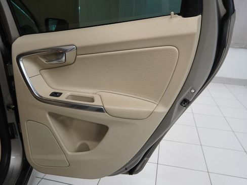 Used 2014 Volvo XC60 T6 image 24