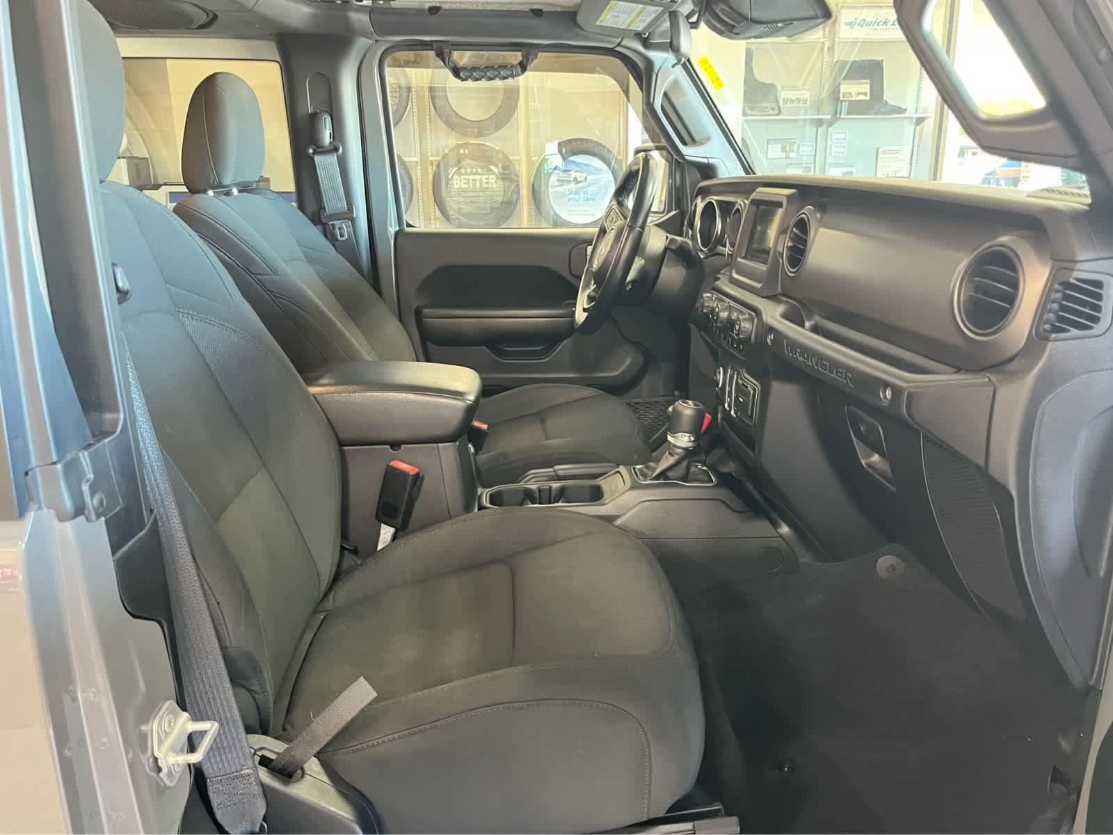 Used 2021 Jeep Wrangler Sport AWD/4WD image 32