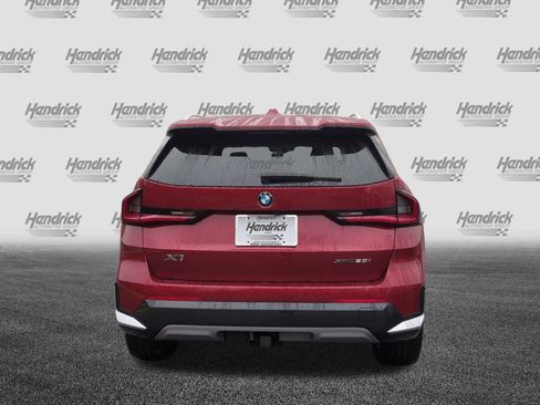Certified 2026 BMW X1 xDrive28i w/ Technology Package AWD/4WD image 9