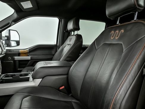 Used 2017 Ford F350 King Ranch w/ FX4 Off-Road Package image 18