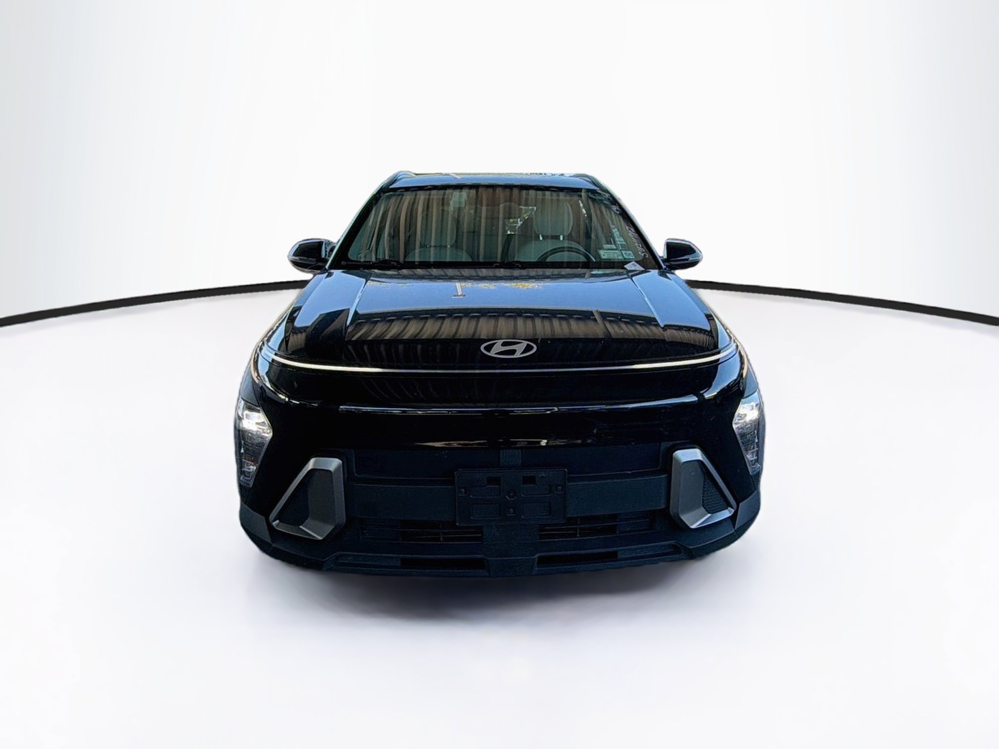 Used 2025 Hyundai Kona SEL AWD/4WD image 2