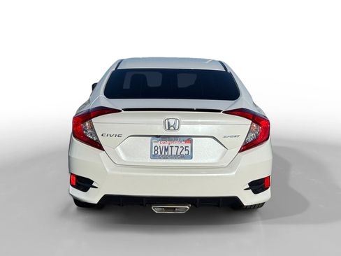 Used 2021 Honda Civic Sport image 4
