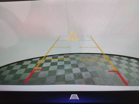 Used 2024 Chevrolet Trax RS w/ Sunroof Package image 47