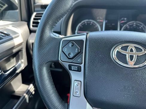 Used 2020 Toyota 4Runner Limited AWD/4WD image 23