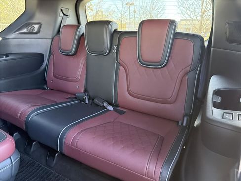 Used 2025 INFINITI QX80 Autograph AWD/4WD image 23