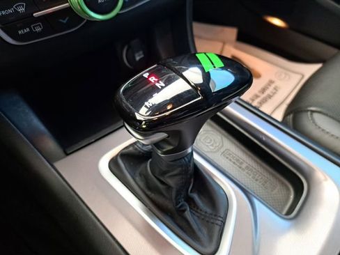 Used 2023 Dodge Charger SXT w/ Plus Group RWD image 13