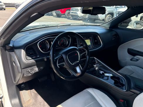 Used 2018 Dodge Challenger GT w/ Driver Convenience Group AWD/4WD image 10