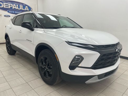 New 2026 Chevrolet Blazer LT w/ Convenience Package AWD/4WD image 1