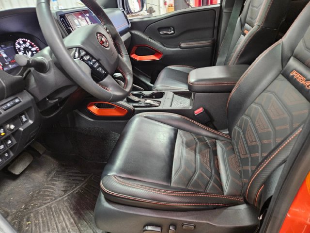 Used 2025 Nissan Frontier PRO-4X w/ Pro Premium Package AWD/4WD image 6