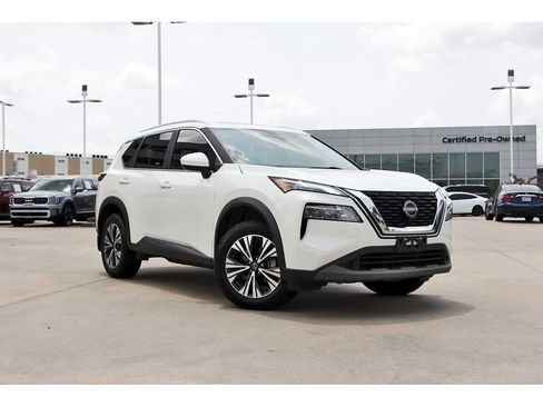 Used 2023 Nissan Rogue SV w/ SV Premium B Package FWD image 1