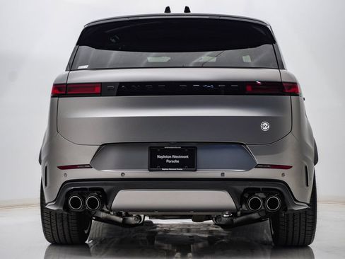 Used 2026 Land Rover Range Rover Sport SV AWD/4WD image 8
