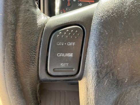 Used 2004 Jeep Wrangler Rubicon w/ Dual Top Group AWD/4WD image 12