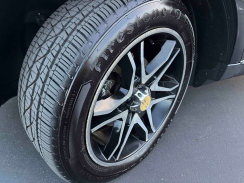 Used 2013 Ford Edge Limited image 37