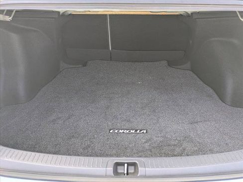 Used 2023 Toyota Corolla LE w/ Carpet Mat Package (TMS) FWD image 6