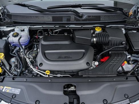 New 2026 Chrysler Pacifica Select image 30