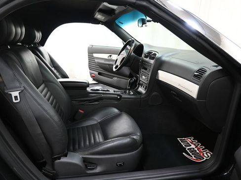Used 2002 Ford Thunderbird RWD image 8