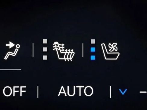 Used 2026 GMC Yukon Denali w/ Sun & Power Step Package AWD/4WD image 36