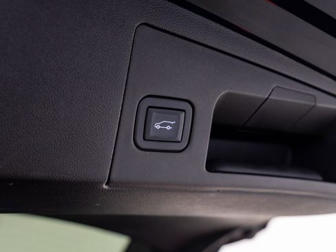 Used 2023 Cadillac XT5 Premium Luxury w/ Technology Package image 37