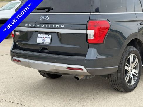 Certified 2022 Ford Expedition XLT RWD image 9