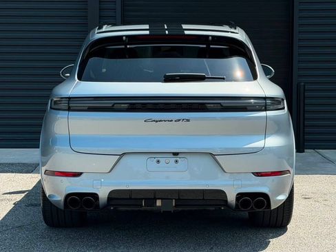 Certified 2025 Porsche Cayenne GTS AWD/4WD image 20