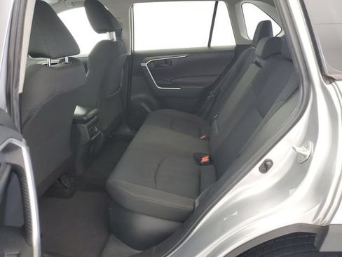 Used 2019 Toyota RAV4 LE w/ Carpet Mat Package AWD/4WD image 13