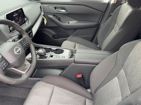 New 2026 Nissan Rogue SV image 18