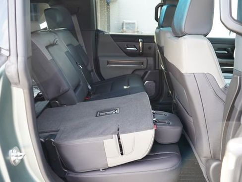 Used 2024 GMC Hummer EV 3X w/ LPO, Illumination Package AWD/4WD image 83