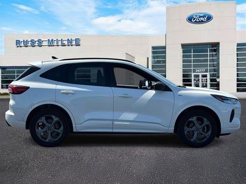 Used 2024 Ford Escape ST-Line AWD/4WD image 2