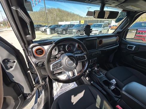 Used 2021 Jeep Gladiator Mojave AWD/4WD image 24