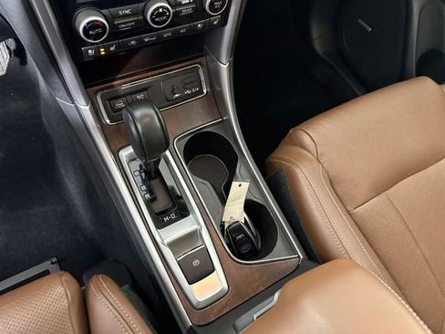 Used 2019 Subaru Ascent Touring w/ Popular Package #2 image 20