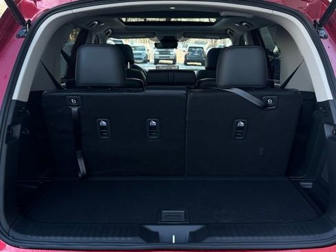 New 2025 Honda Pilot Touring image 10