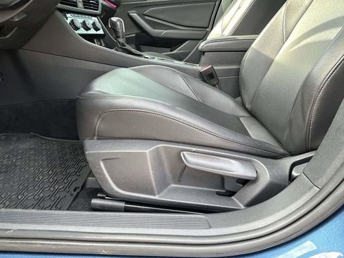 Used 2020 Volkswagen Jetta SEL image 19