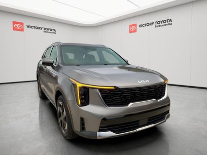 Used 2025 Kia Sorento EX