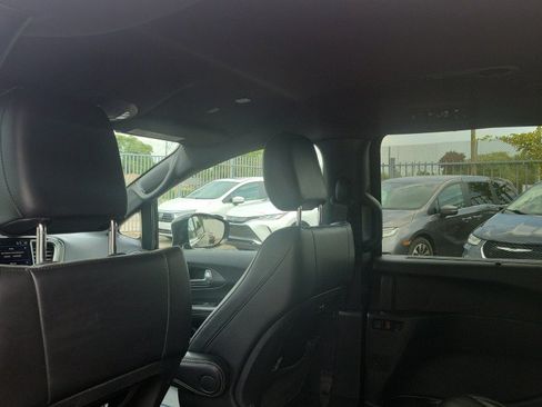 Used 2025 Chrysler Pacifica Select FWD image 25
