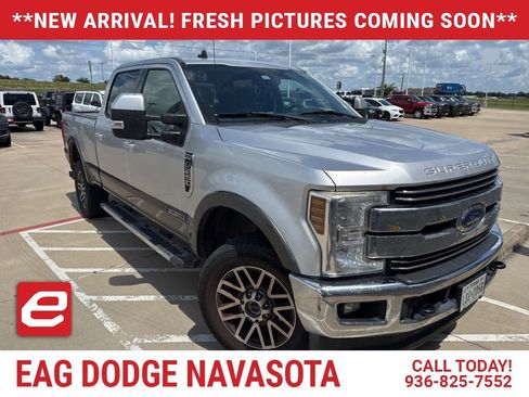 Used 2019 Ford F250 Lariat w/ Lariat Value Package AWD/4WD image 1
