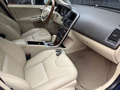 Used 2012 Volvo XC60 3.2 Premier Plus AWD/4WD image 24