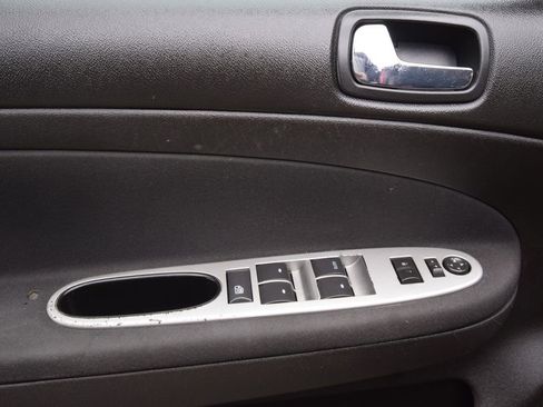 Used 2010 Chevrolet Cobalt LT image 16