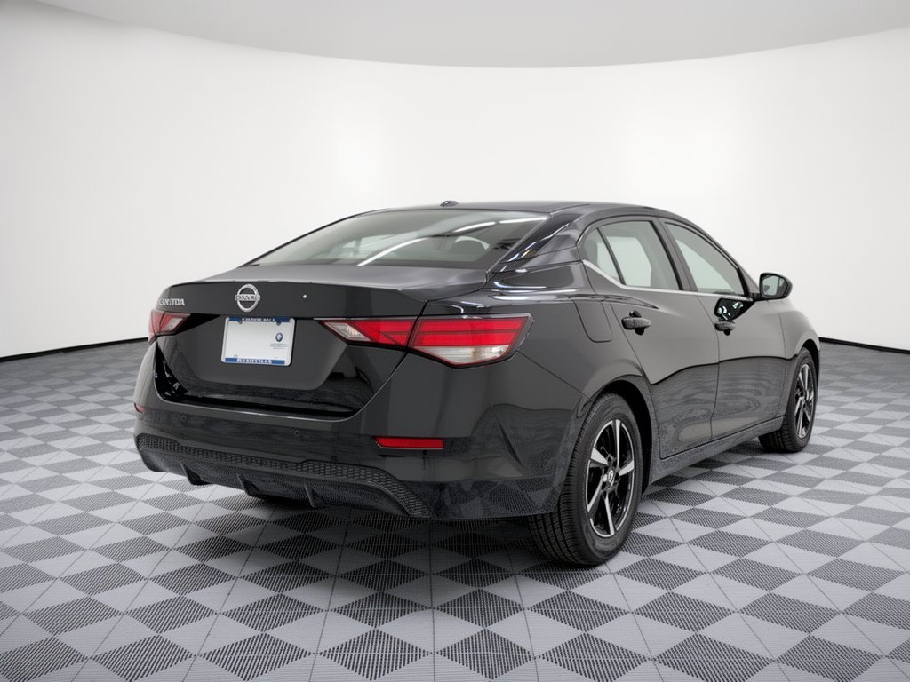 Used 2025 Nissan Sentra SV FWD image 9