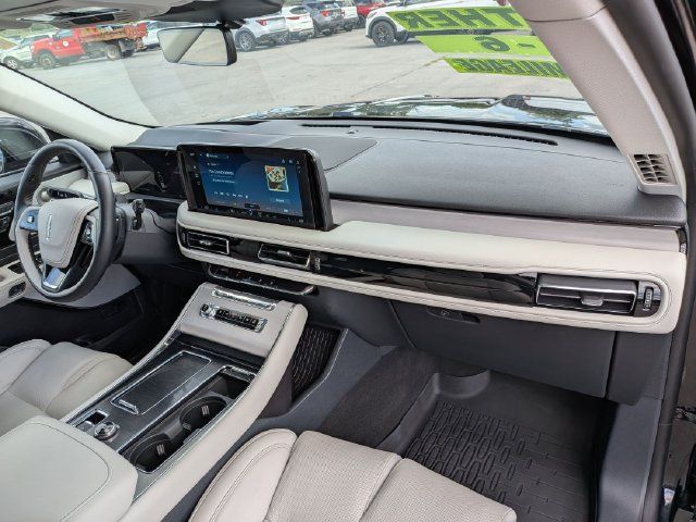 Used 2026 Lincoln Aviator Reserve w/ Luxury Package AWD/4WD image 25