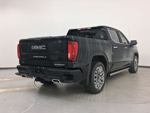 Used 2024 GMC Sierra 1500 Denali Ultimate image 9