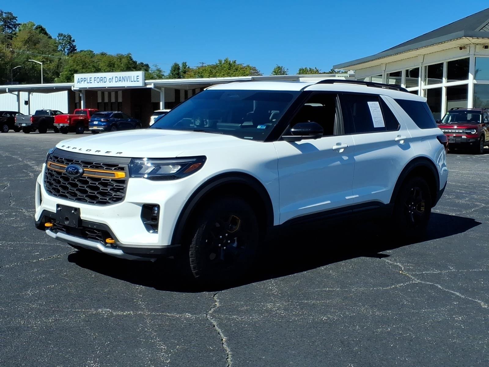 Used 2026 Ford Explorer Tremor w/ Tremor Ultimate Package AWD/4WD image 4