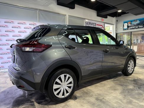 Used 2021 Nissan Kicks S FWD image 7