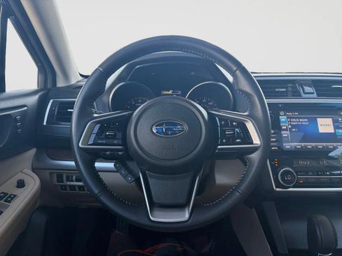 Used 2018 Subaru Outback 2.5i Limited AWD/4WD image 29
