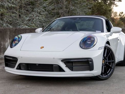 Certified 2024 Porsche 911 Targa 4S image 79