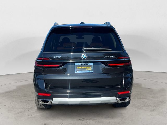 Used 2024 BMW X7 xDrive40i w/ Executive Package AWD/4WD image 6