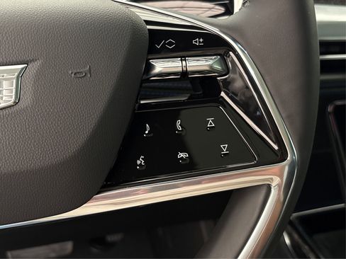 New 2025 Cadillac Escalade IQ Sport 1 w/ Smart Trailering package image 30